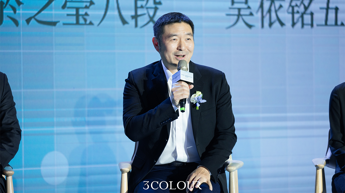 卓尚服飾丨齊聚王者之師，共尚凌云之志